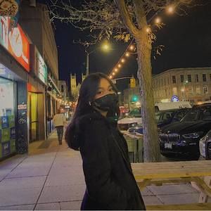 Meet your Posher, Danielle